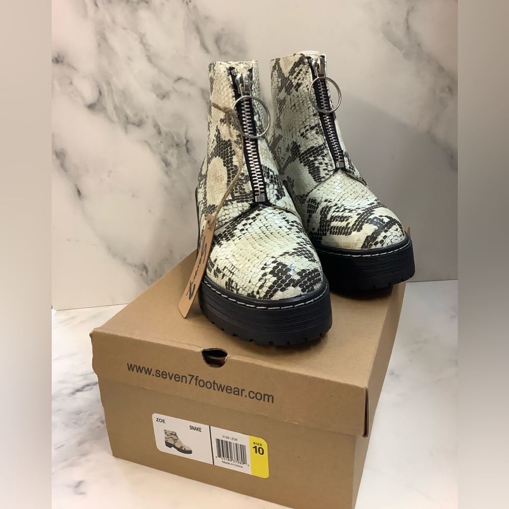 Seven7 Snake-Print Zip Front Platform Ankle Boots - White/Black